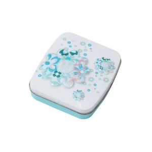 Petites boîtes en fer blanc gaufré
